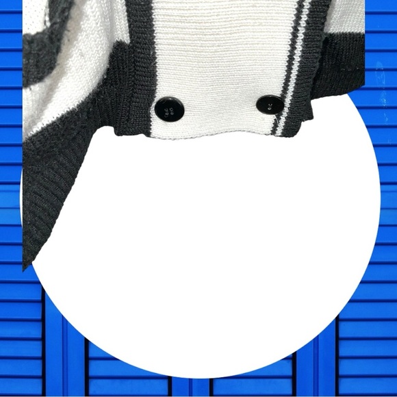 Vintage Leslie Fay Sportswear Black/White Striped Cardigan w Daisies Women Small - Picture 6 of 6